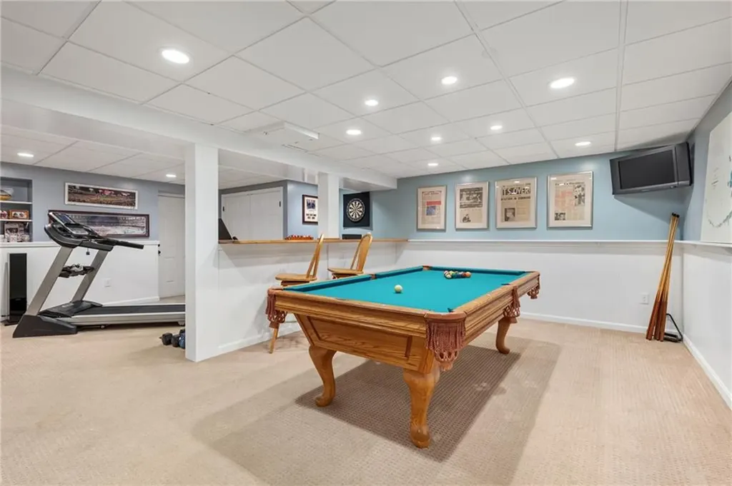 70 West Passage Drive Portsmouth RI 02871