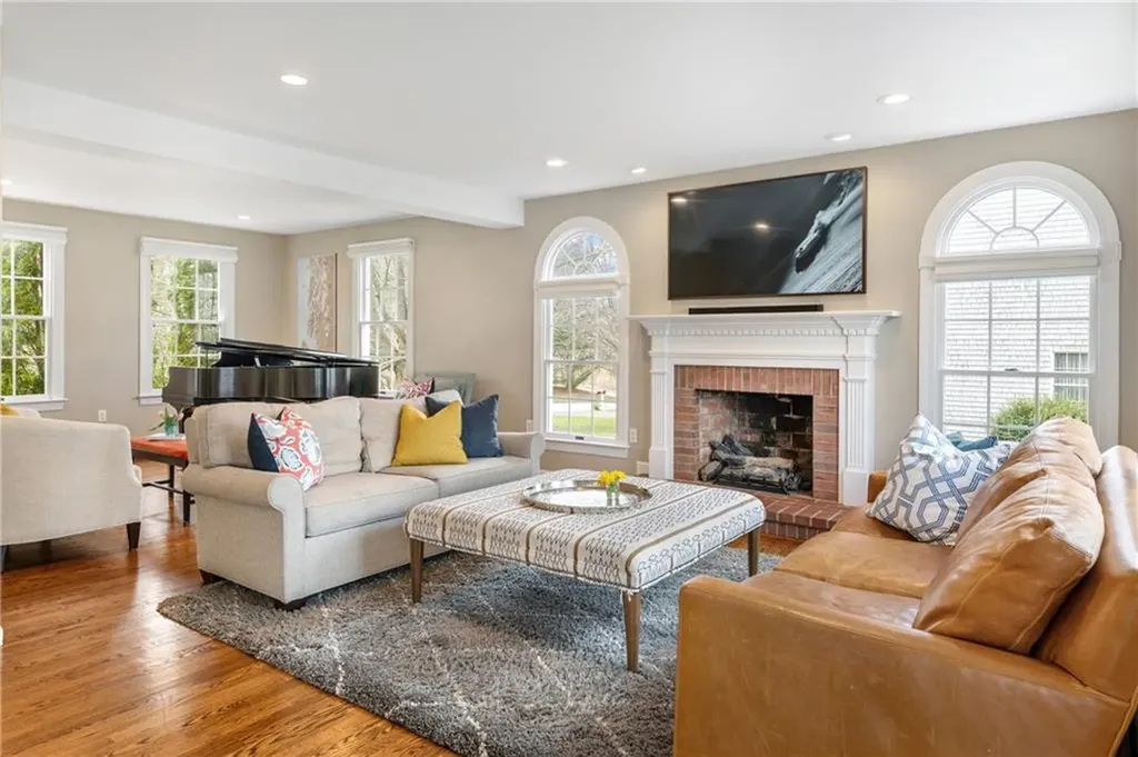 70 West Passage Drive Portsmouth RI 02871