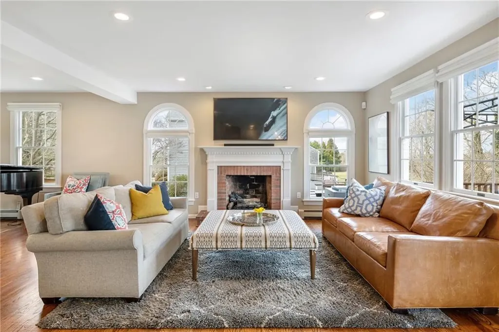 70 West Passage Drive Portsmouth RI 02871
