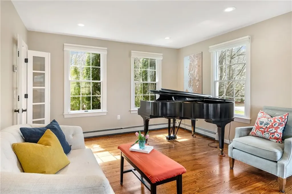 70 West Passage Drive Portsmouth RI 02871