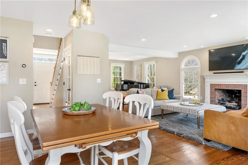 70 West Passage Drive Portsmouth RI 02871
