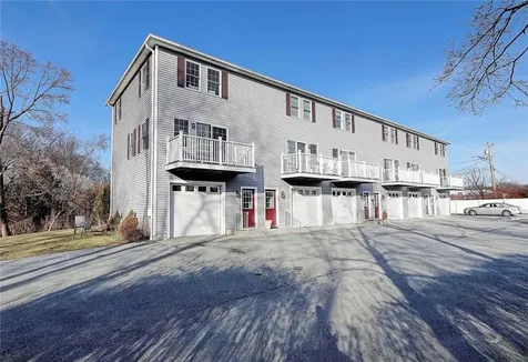 1 Drysdale Street Warren RI 02885