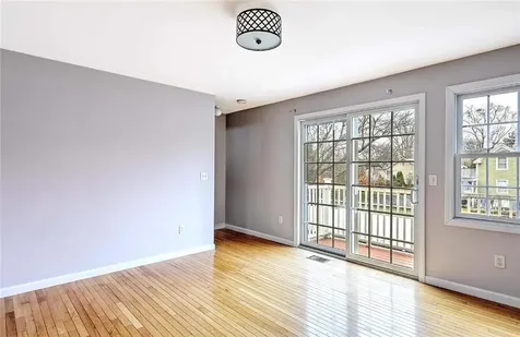 1 Drysdale Street Warren RI 02885