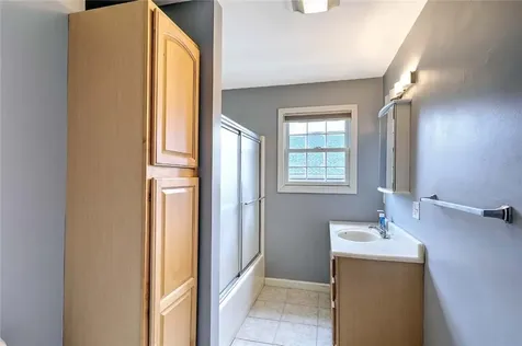 1 Drysdale Street Warren RI 02885