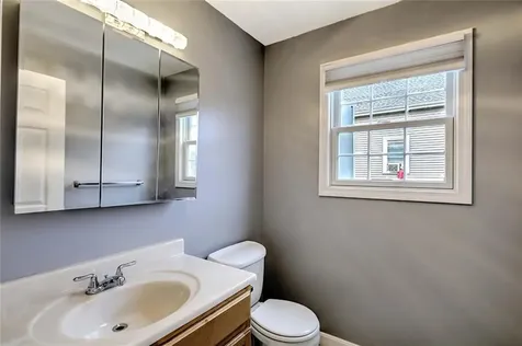 1 Drysdale Street Warren RI 02885