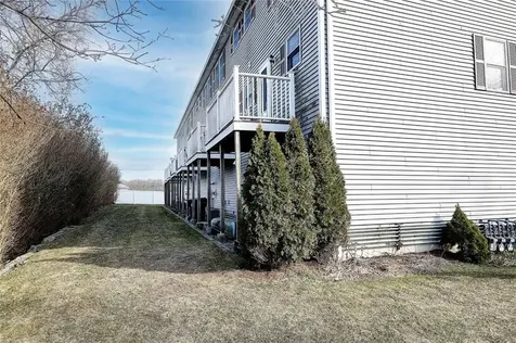 1 Drysdale Street Warren RI 02885