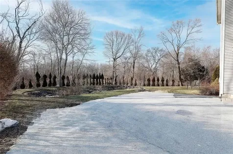 1 Drysdale Street Warren RI 02885