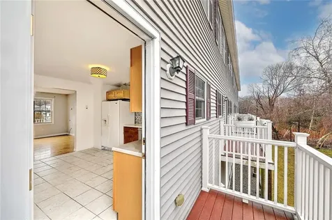 1 Drysdale Street Warren RI 02885