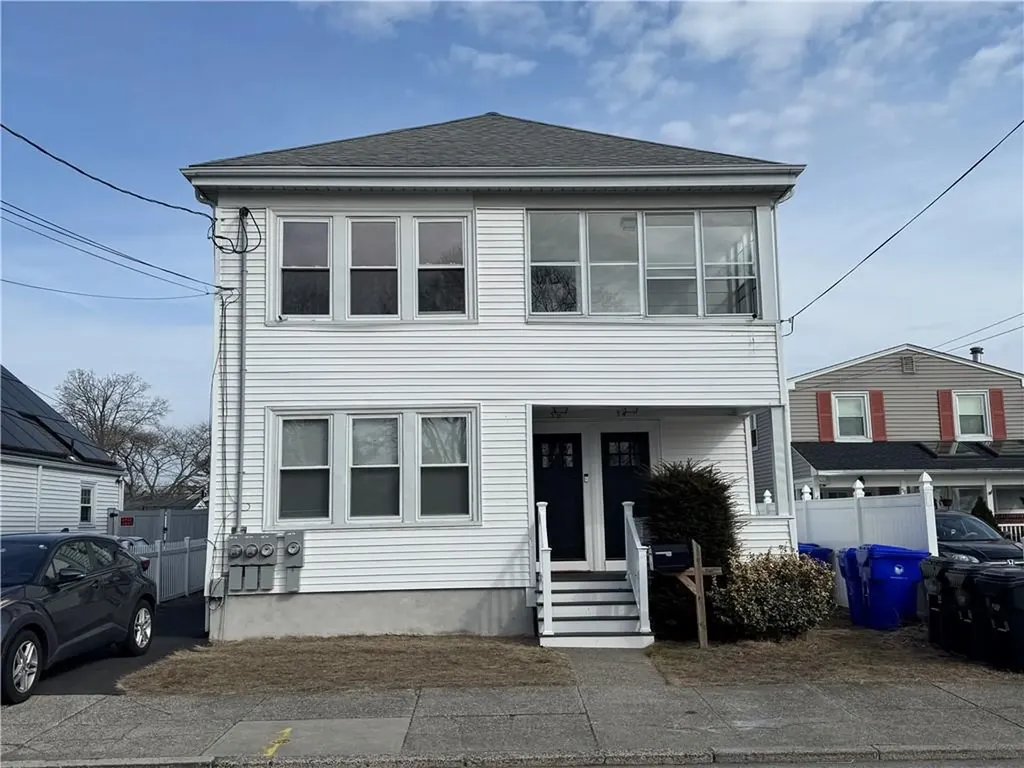 54 Woodhaven Road Pawtucket RI 02861