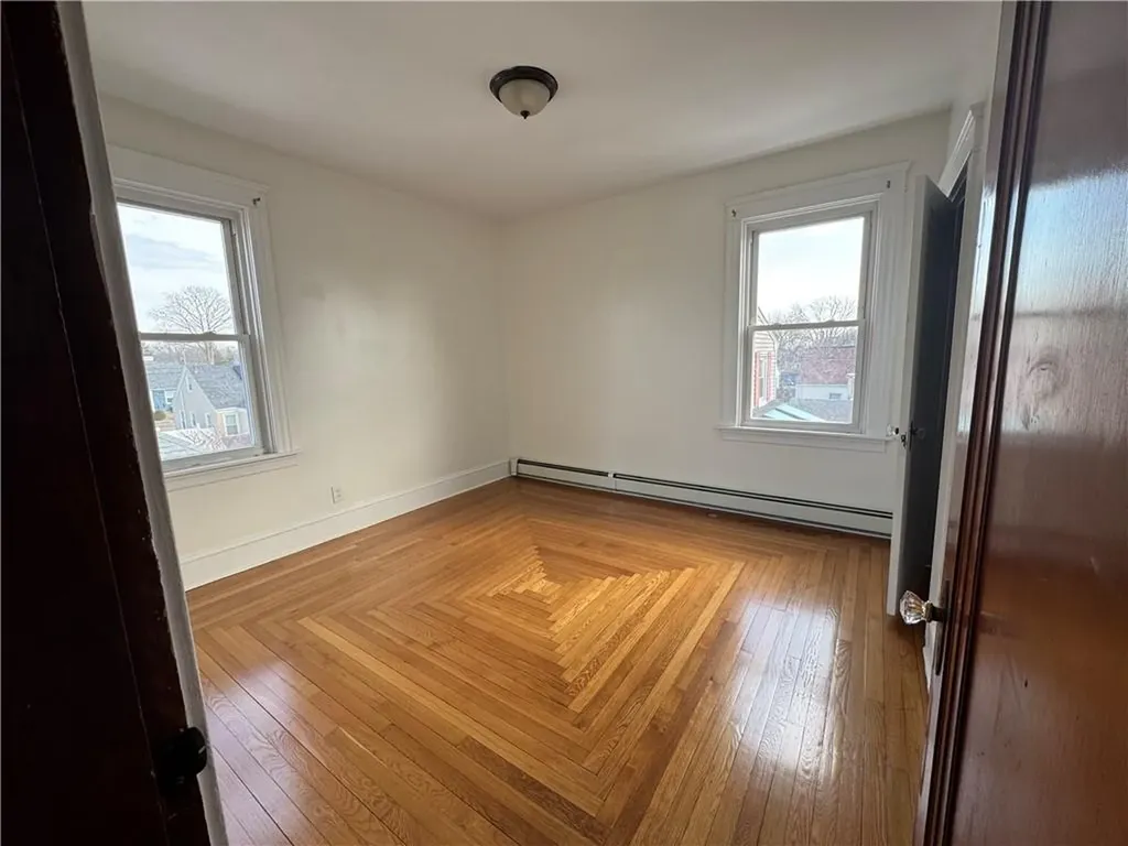 54 Woodhaven Road Pawtucket RI 02861