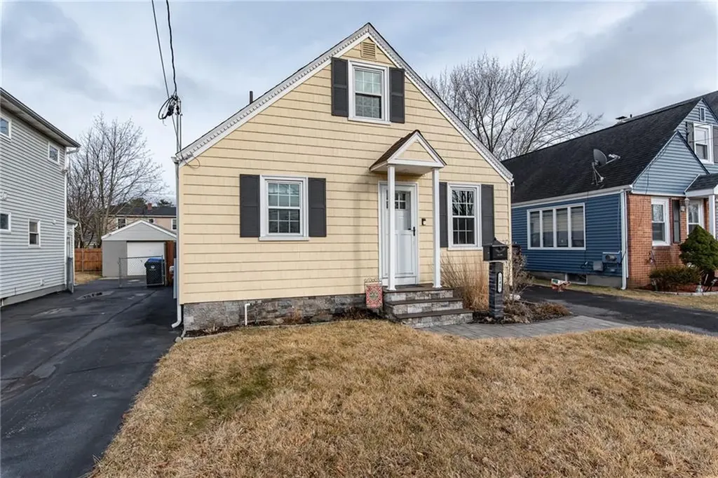 145 Daggett Avenue Pawtucket RI 02861
