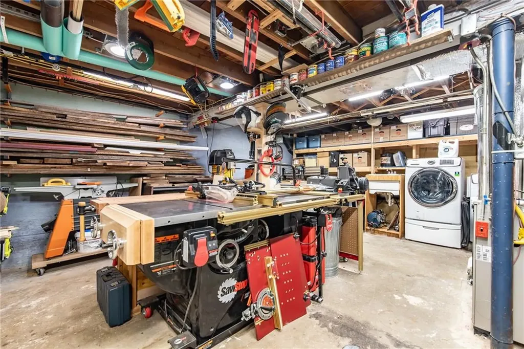 145 Daggett Avenue Pawtucket RI 02861