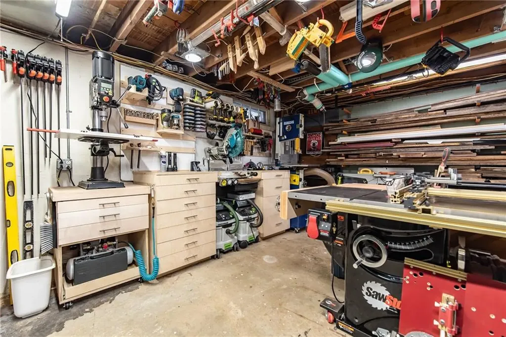 145 Daggett Avenue Pawtucket RI 02861