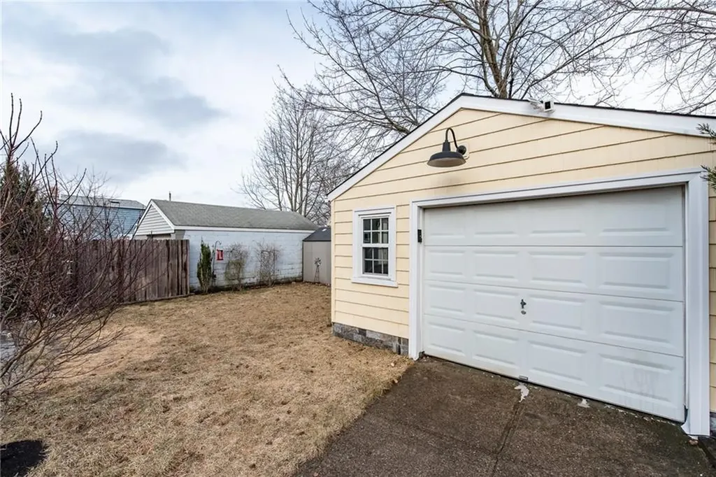 145 Daggett Avenue Pawtucket RI 02861