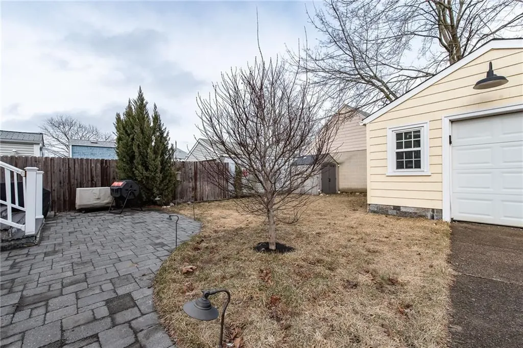 145 Daggett Avenue Pawtucket RI 02861