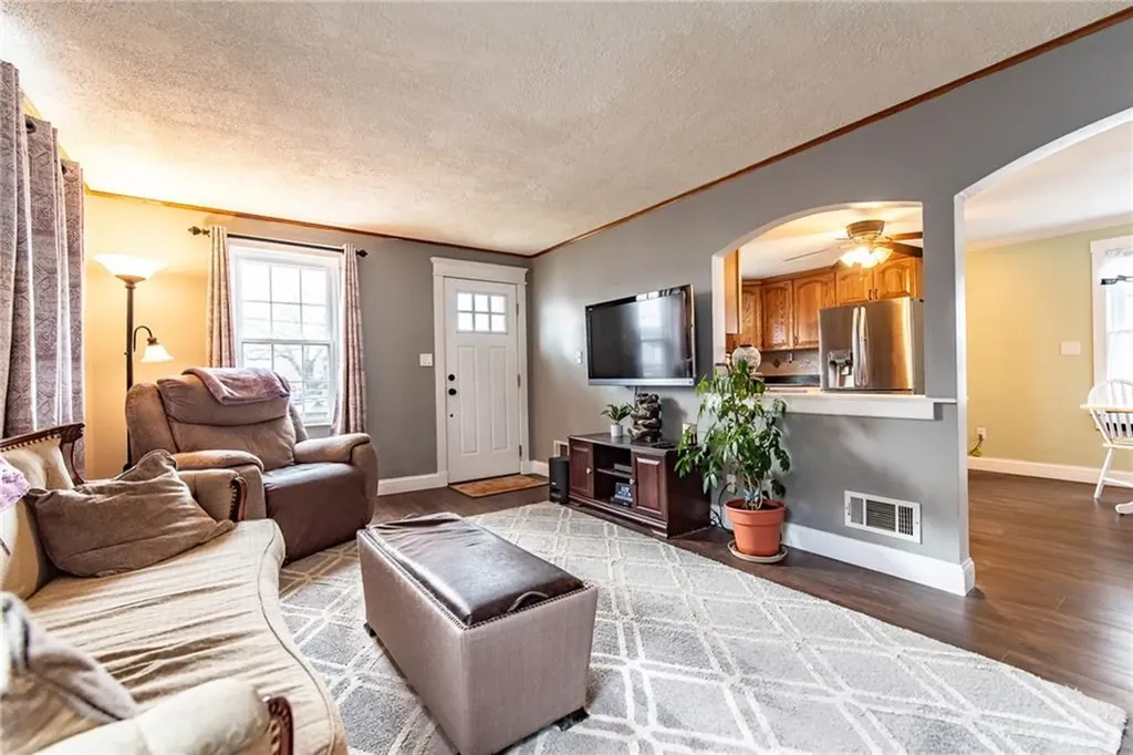 145 Daggett Avenue Pawtucket RI 02861