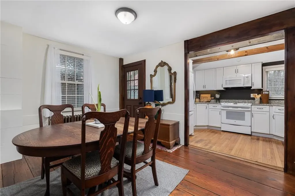 109 Hope Street Providence RI 02906