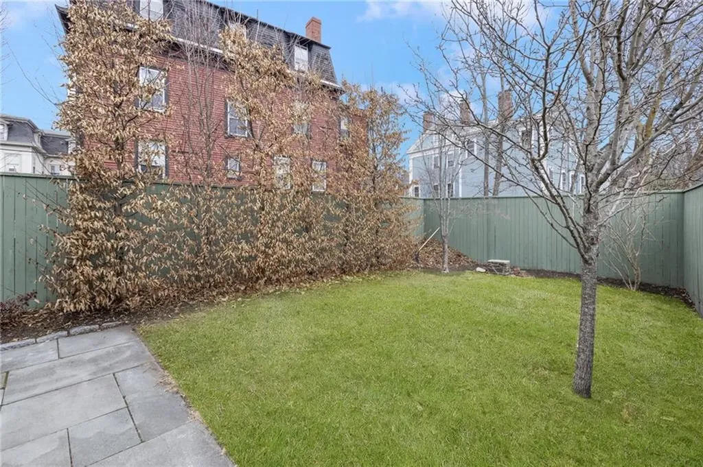 109 Hope Street Providence RI 02906