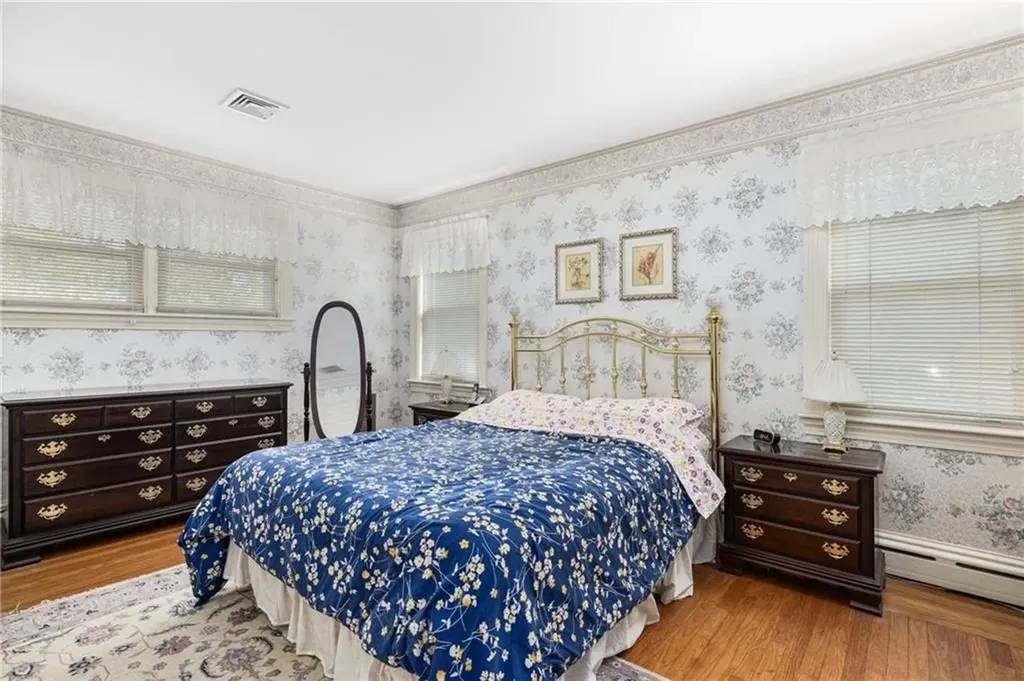 128 Cottage Avenue North Providence RI 02911