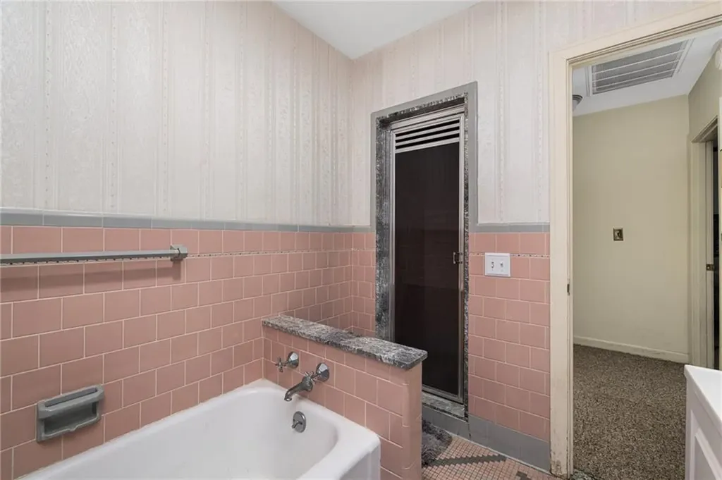 128 Cottage Avenue North Providence RI 02911