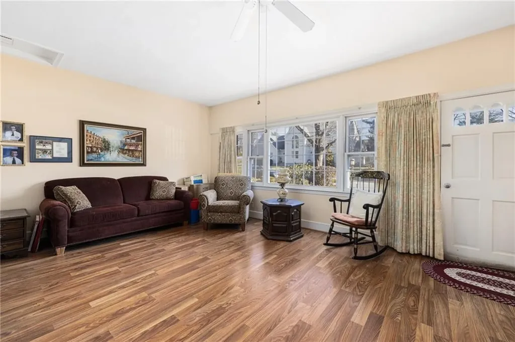 128 Cottage Avenue North Providence RI 02911