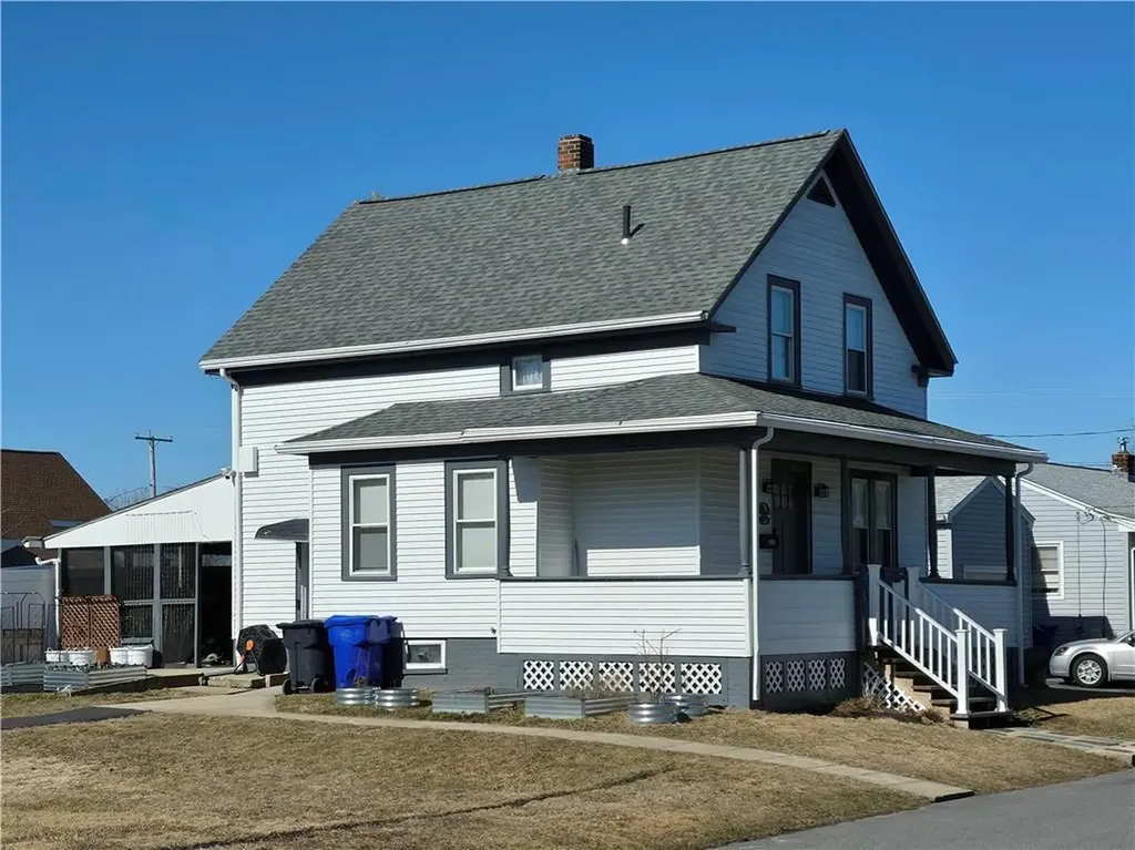 76 Irving Avenue East Providence RI 02914