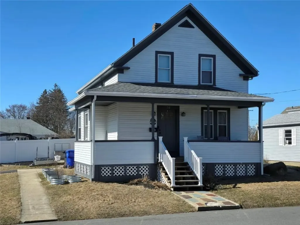 76 Irving Avenue East Providence RI 02914