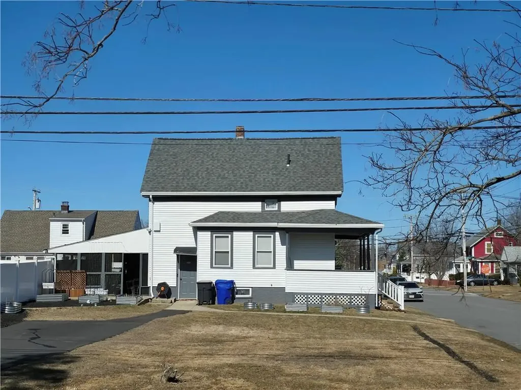 76 Irving Avenue East Providence RI 02914