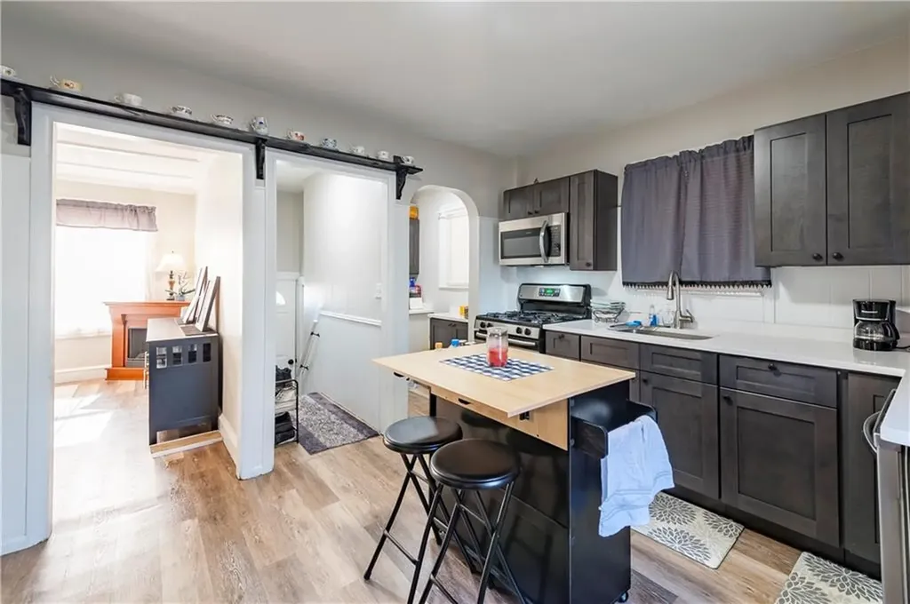 76 Irving Avenue East Providence RI 02914