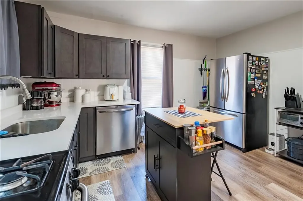 76 Irving Avenue East Providence RI 02914