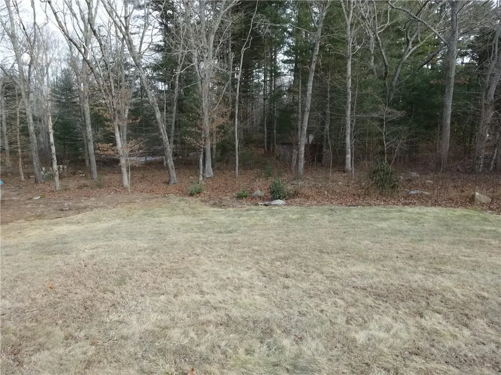 6 Gunther Drive Hopkinton RI 02873