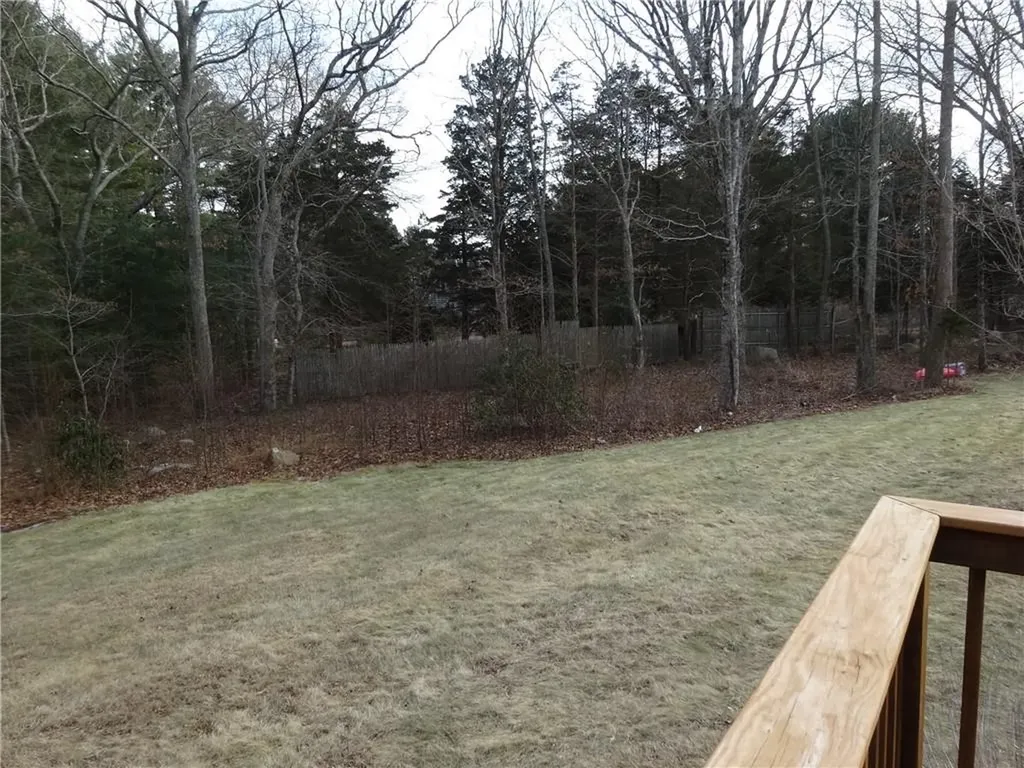 6 Gunther Drive Hopkinton RI 02873