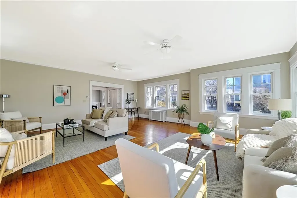 16 Elmway Street Providence RI 02906