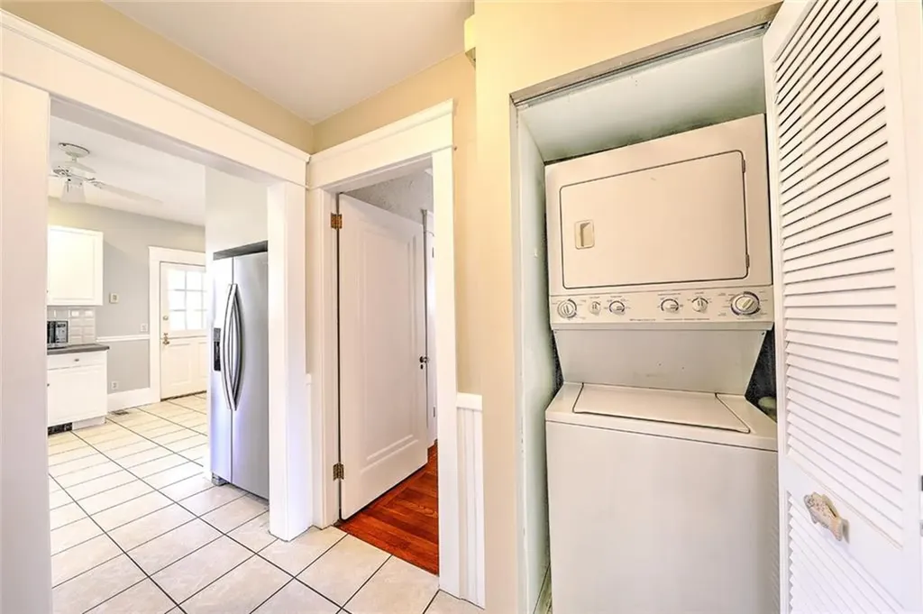 16 Elmway Street Providence RI 02906