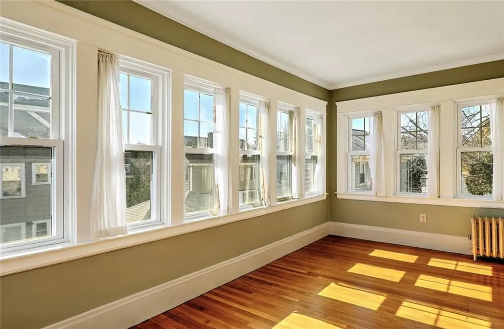 16 Elmway Street Providence RI 02906