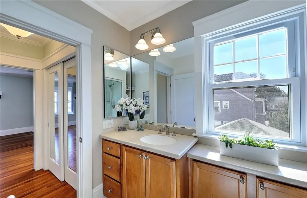 16 Elmway Street Providence RI 02906