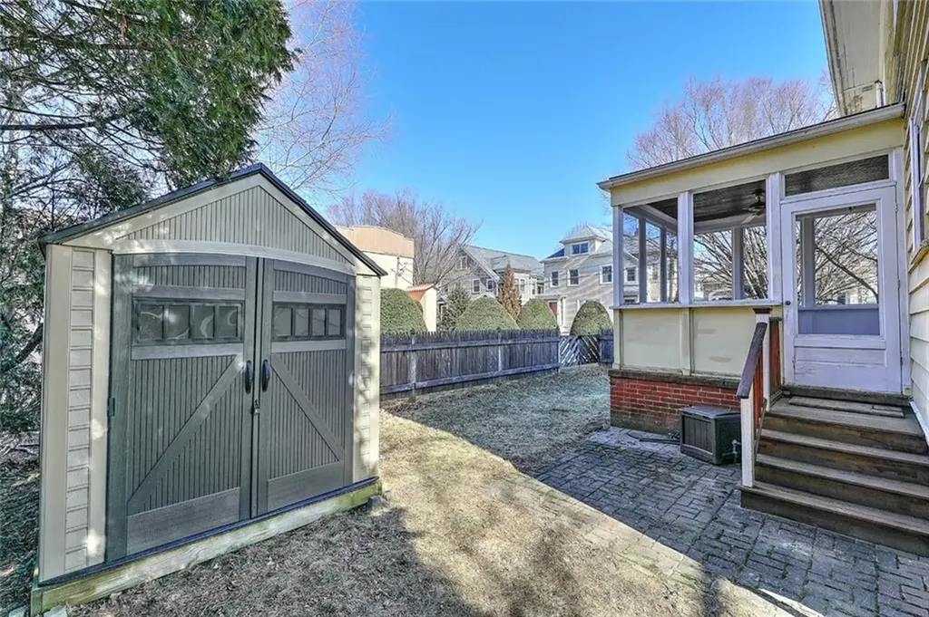 16 Elmway Street Providence RI 02906