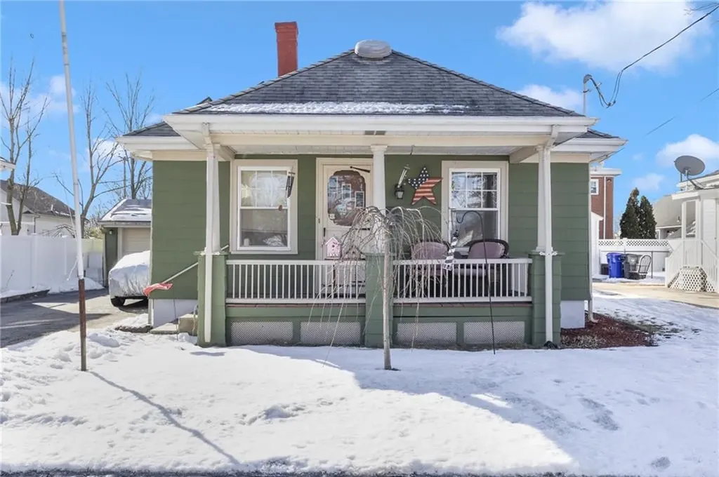 355 Evergreen Street Pawtucket RI 02861