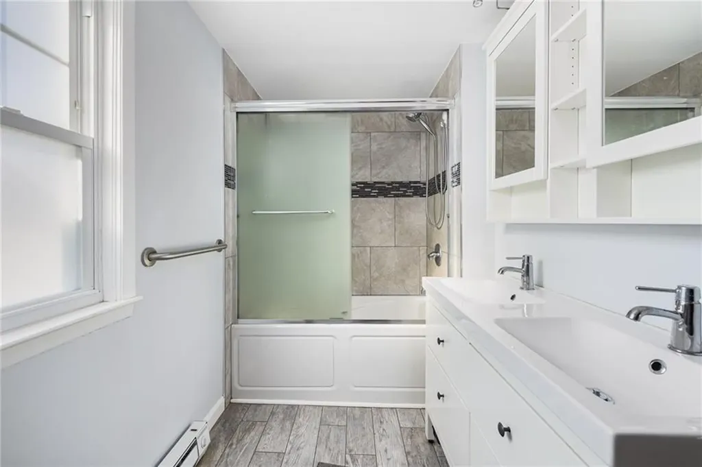 355 Evergreen Street Pawtucket RI 02861