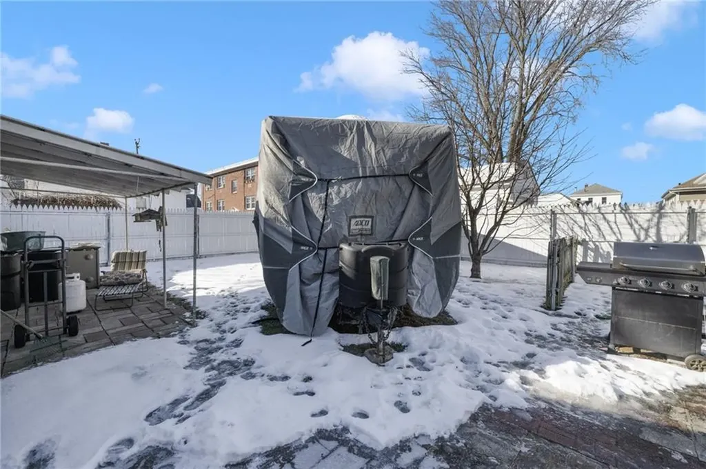 355 Evergreen Street Pawtucket RI 02861