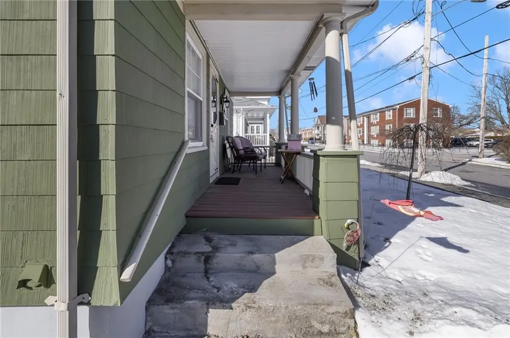 355 Evergreen Street Pawtucket RI 02861