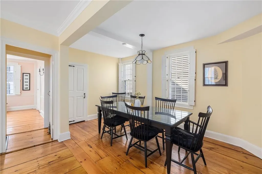 26 Thames Street Newport RI 02840