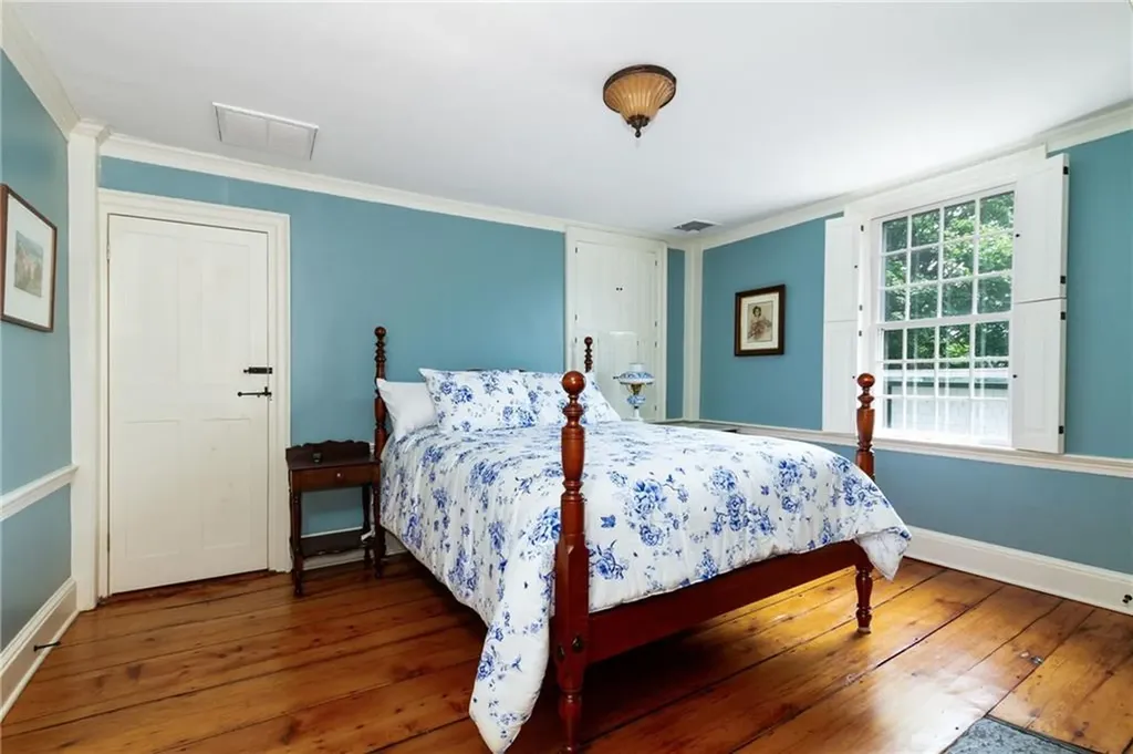 26 Thames Street Newport RI 02840