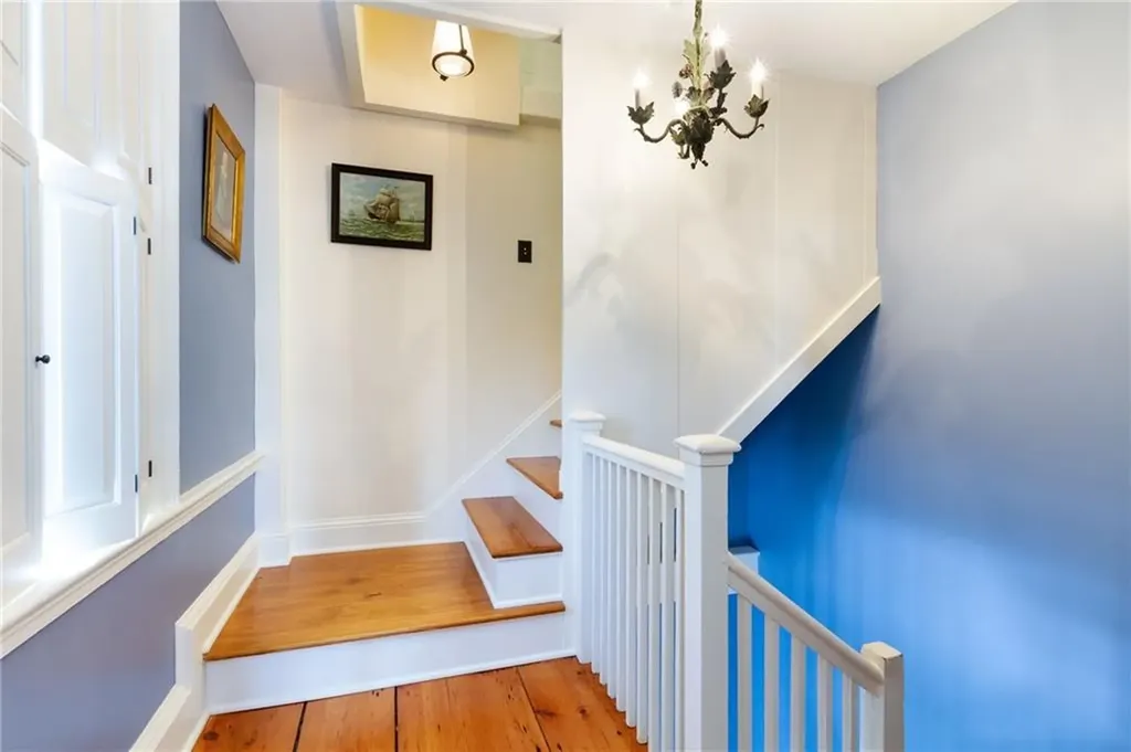 26 Thames Street Newport RI 02840
