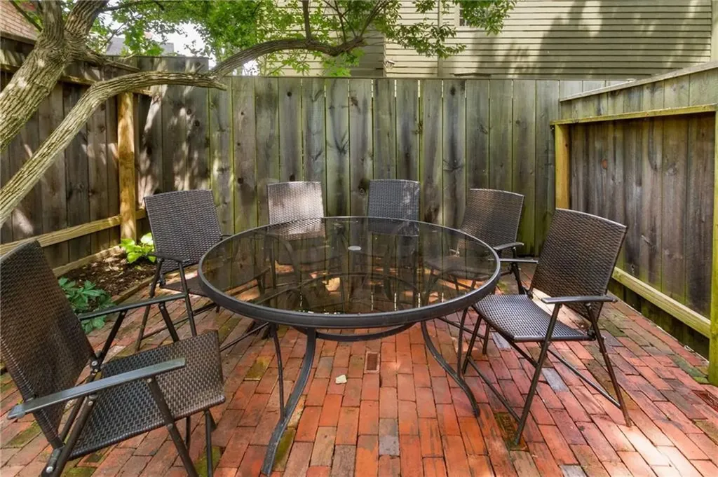26 Thames Street Newport RI 02840