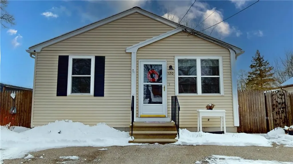 120 Pinehurst Avenue Warwick RI 02889