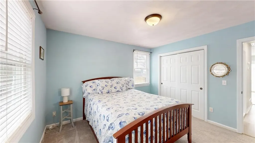 120 Pinehurst Avenue Warwick RI 02889