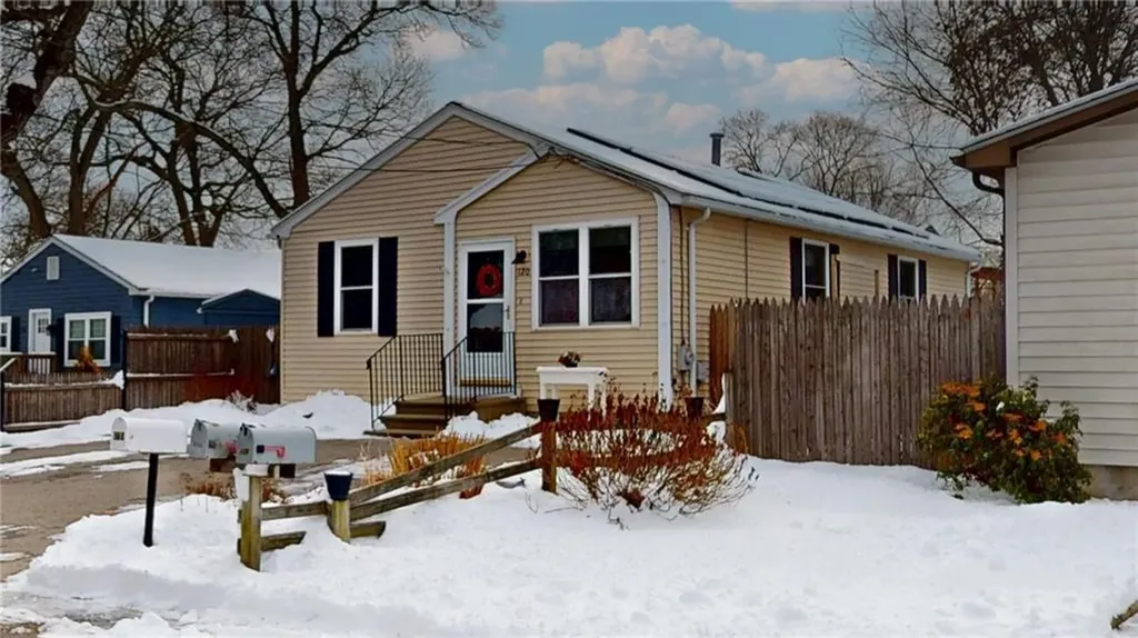 120 Pinehurst Avenue Warwick RI 02889