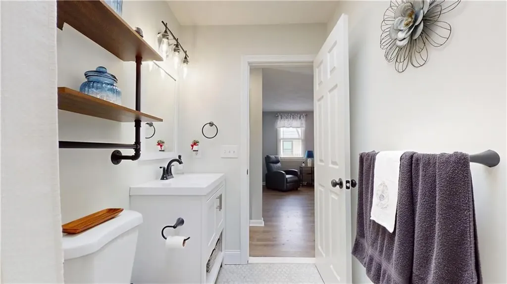 120 Pinehurst Avenue Warwick RI 02889