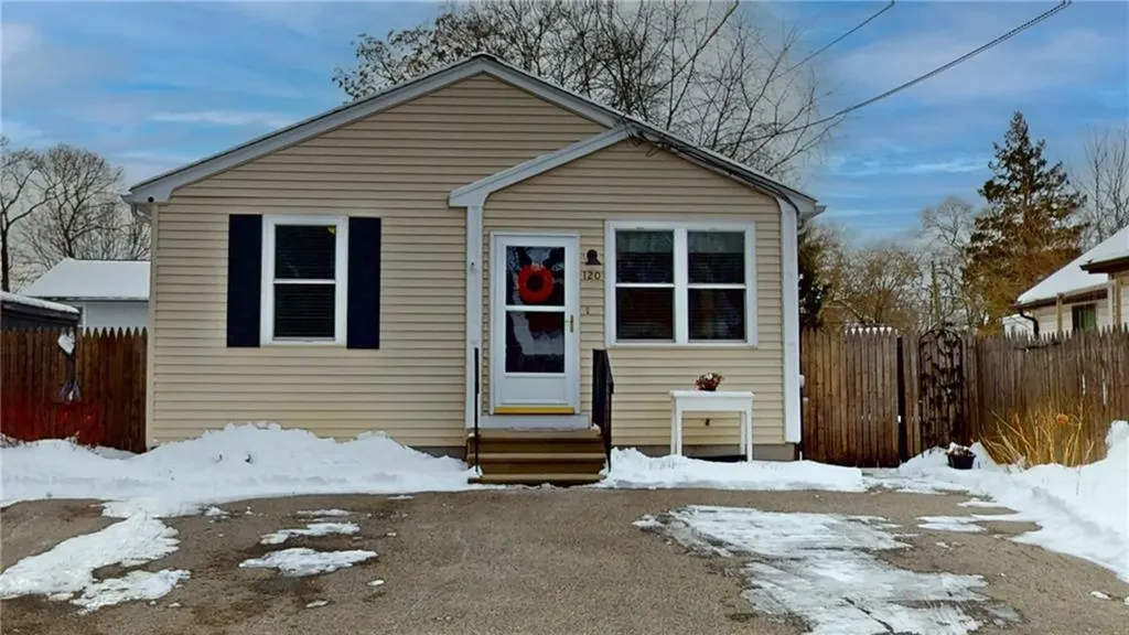 120 Pinehurst Avenue Warwick RI 02889
